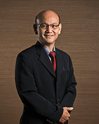 Dr Wong Chee Piau